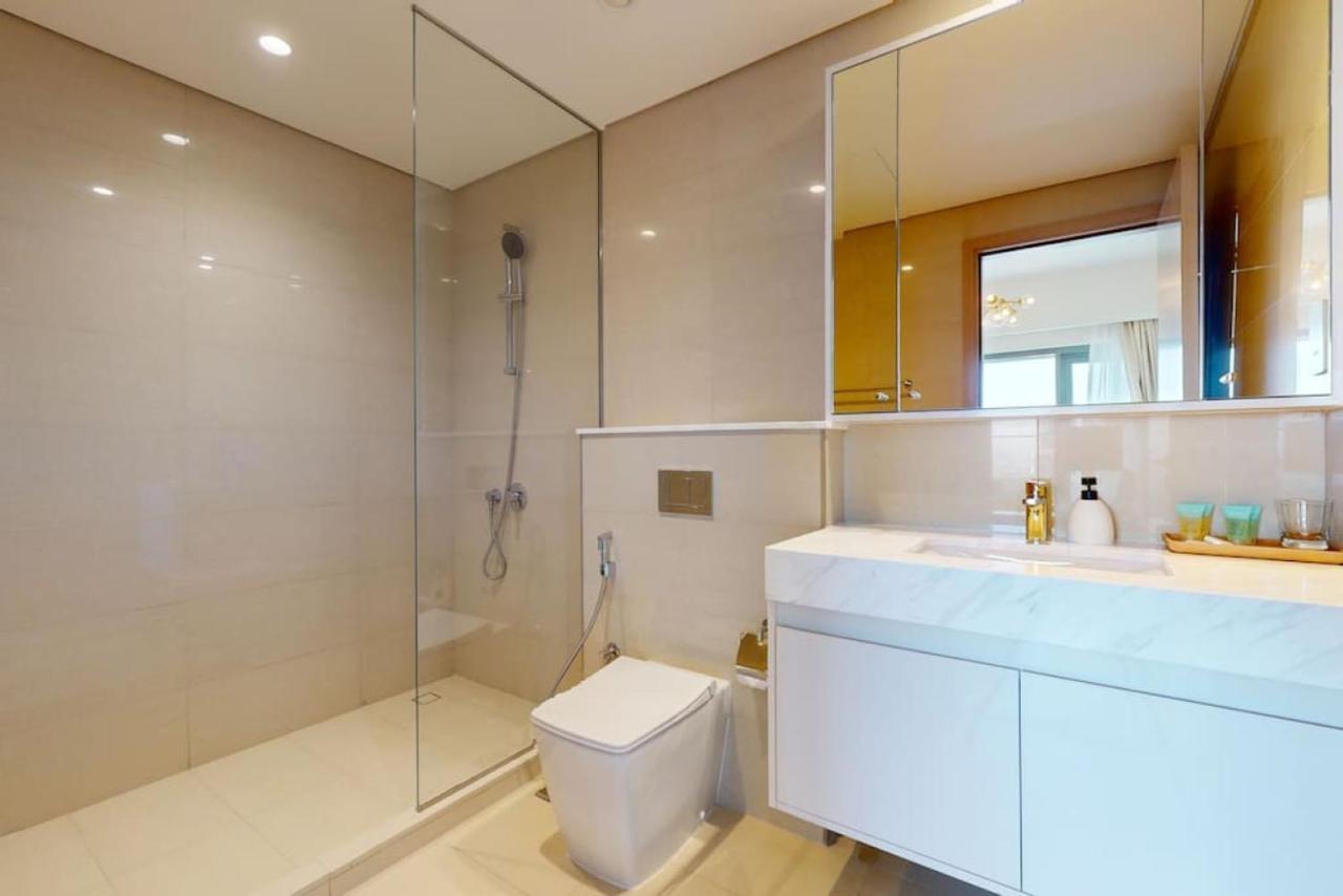 Burj Royale - Elegant Two Bedroom