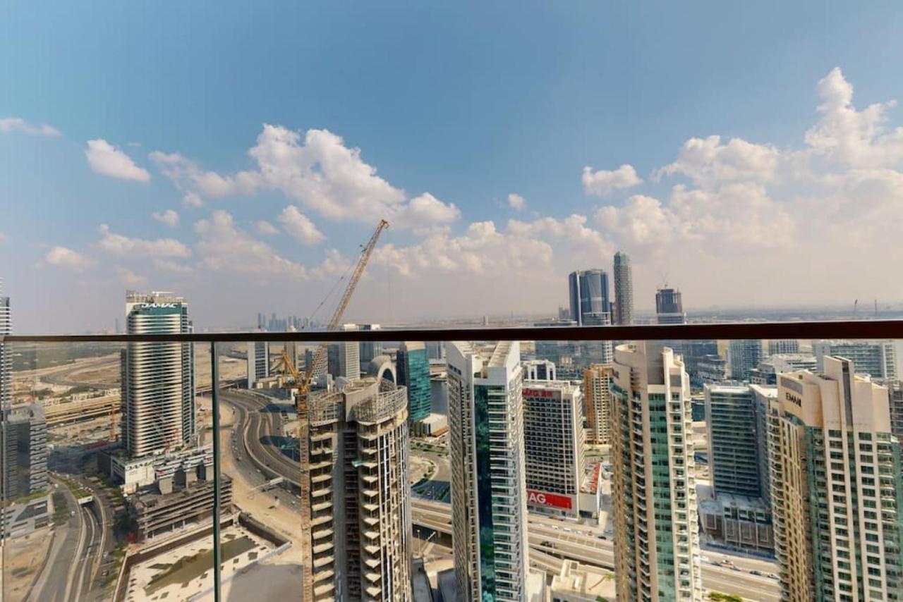 Burj Royale - Elegant Two Bedroom *